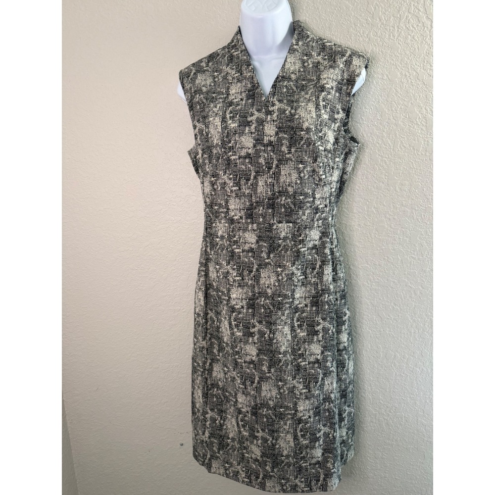 MM.LaFleur Black White Shealth Dress 6 Textured Abstract Print Sleeveless Office